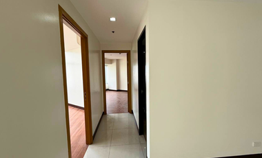 3 Bedroom Condo FOR SALE in One Central Salcedo Village Makati across RCBC Plaza