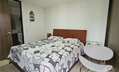 Apartamento de 3 alcobas más servicio en venta. Sabaneta, Vereda San José