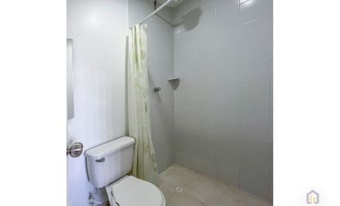 Apartamento de 3 alcobas más servicio en venta. Sabaneta, Vereda San José