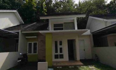 kontrakan 2 kamar dalam perumahan