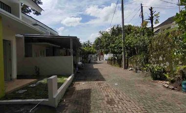 kontrakan 2 kamar dalam perumahan