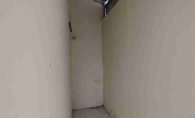 kontrakan 2 kamar dalam perumahan