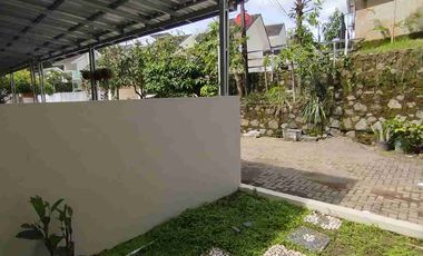 kontrakan 2 kamar dalam perumahan