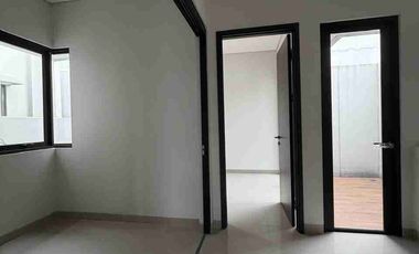 Disewakan Rumah Bagus Siap Huni Summarecon