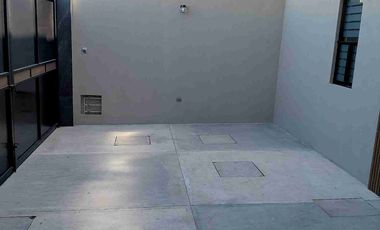 EDIFICIO NUEVO EN VENTA AL SUR PONIENTE