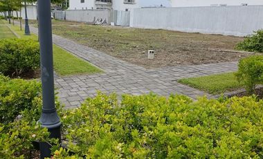 Vendo Terrenos de 255 mts2, 262.50 mts2 y 280.50 mts2 en Urbanización Aires Norte