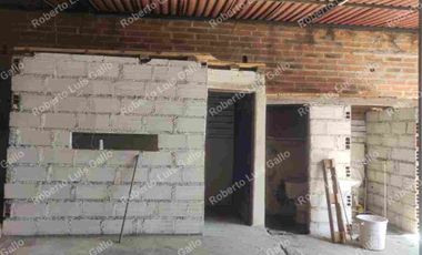 Vendo lote de terreno con permiso de bodega en santa cruz