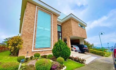 Vendo Casa Ruitoque Condominio Buenavista