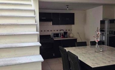 Casa en Renta amueblada