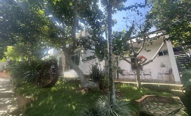 SE VENDE FINCA CON DOS CASAS CAMPESTRES ESPECTACULARES