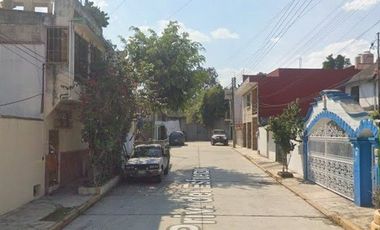 COHC (EMB) CASA EN VENTA DE CONTADO EN CENTRO VERACRUZ