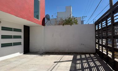 HERMOSO REESIDENCIAL EN VENTA ZONA LOMA BONITA TLAX