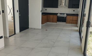 CASAS EN PRE-VENTA XILOTZINGO, CERCA A  CU