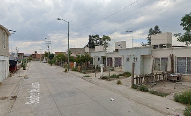 La experiencia de comprar por debajo del valor rea!! Venta de casa para entrega inmediata en El Rehilete, Fraccionamiento Rehilete, Gto.