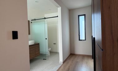 HERMOSO RESIDENCIAL EN VENTA FRACCIONAMIENTO PRIVADO PARQUE INGLES APIZACO