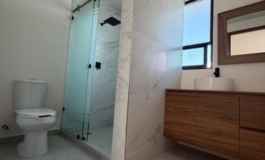 HERMOSO RESIDENCIAL EN VENTA FRACCIONAMIENTO PRIVADO PARQUE INGLES APIZACO