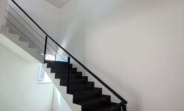 HERMOSO RESIDENCIAL EN VENTA FRACCIONAMIENTO PRIVADO PARQUE INGLES APIZACO