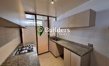 En venta amplio departamento con terraza privada en Lomas de Montemar, Concón