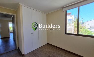 En venta amplio departamento con terraza privada en Lomas de Montemar, Concón