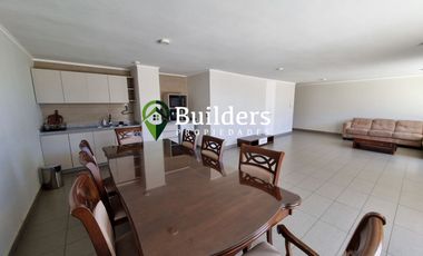 En venta amplio departamento con terraza privada en Lomas de Montemar, Concón