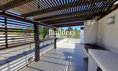 En venta amplio departamento con terraza privada en Lomas de Montemar, Concón