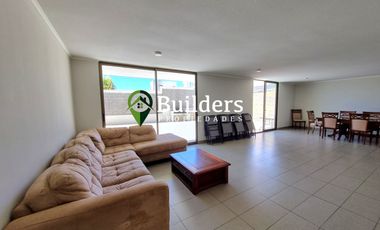 En venta amplio departamento con terraza privada en Lomas de Montemar, Concón