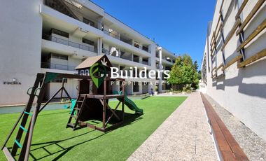 En venta amplio departamento con terraza privada en Lomas de Montemar, Concón