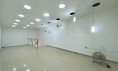 SE ALQUILA LOCAL CON MEZZANINE EN MACHALA