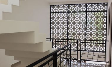 Casa en renta sin amueblar en residencial el encuentro, Playa del Carmen Q. Roo. roo