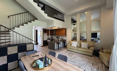 FOR SALE: 4-Bedroom Townhouse / Duplex in Sevina Park Villas, Biñan, Laguna
