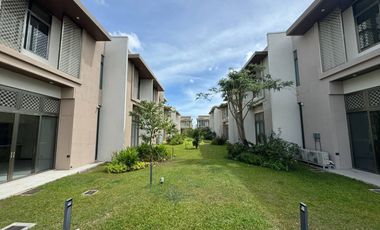 FOR SALE: 4-Bedroom Townhouse / Duplex in Sevina Park Villas, Biñan, Laguna