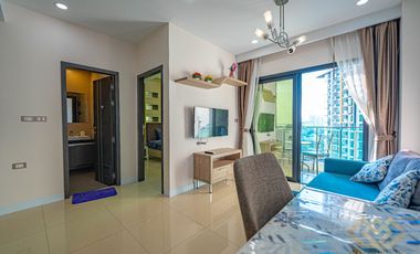 Dusit Grand Condo View For Sale