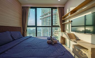 Dusit Grand Condo View For Sale