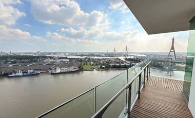 The Pano Rama 3: River and bridge view, romantic and beautiful, large corner room, fully furnished.