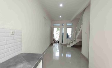 rumah ready murah di Pulo gadung Lio jakarta timur