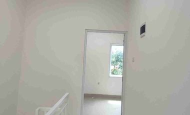rumah ready murah di Pulo gadung Lio jakarta timur