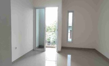 rumah ready murah di Pulo gadung Lio jakarta timur