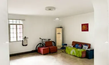 Dasmariñas Village Makati House for Sale