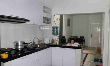 Di jual rumah 2 lantai 4+1 kamar tidur dikalianyar lawang malang jawa timur