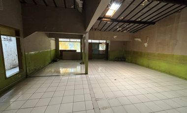 RUMAH 3 LANTAI STRATEGIS TENGAH KOTA LINGKUNGAN NYAMAN SIAP HUNI DI LODAYA BANDUNG