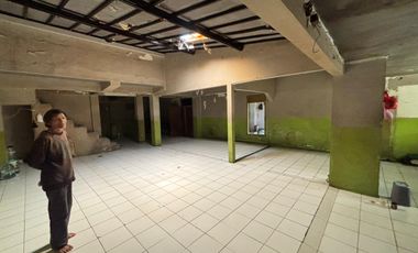 RUMAH 3 LANTAI STRATEGIS TENGAH KOTA LINGKUNGAN NYAMAN SIAP HUNI DI LODAYA BANDUNG