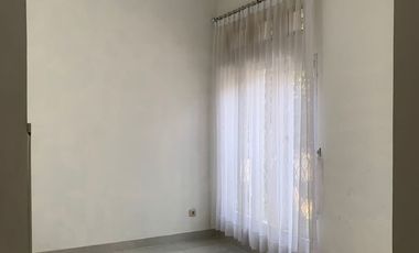 RUMAH HOOK 2 LANTAI MINIMALIS MODERN SIAP HUNI DI MARGAHAYU BANDUNG