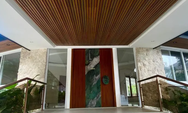 🏡 FOR SALE | Modern 4-Bedroom House in Urdaneta Village, Makati 🏙️