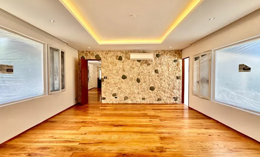 🏡 FOR SALE | Modern 4-Bedroom House in Urdaneta Village, Makati 🏙️