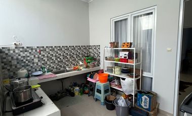 RUMAH KEREN 2 LANTAI MINIMALIS MODERN SEMI FURNISHED SIAP HUNI DI CHERRYFIELD BANDUNG