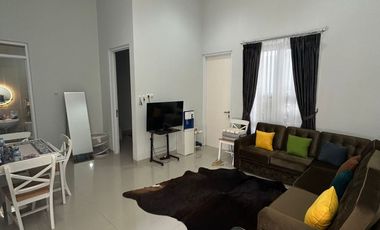 RUMAH KEREN 2 LANTAI MINIMALIS MODERN SEMI FURNISHED SIAP HUNI DI CHERRYFIELD BANDUNG
