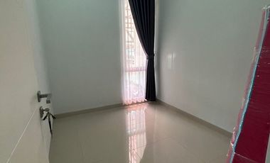 RUMAH KEREN 2 LANTAI MINIMALIS MODERN SEMI FURNISHED SIAP HUNI DI CHERRYFIELD BANDUNG