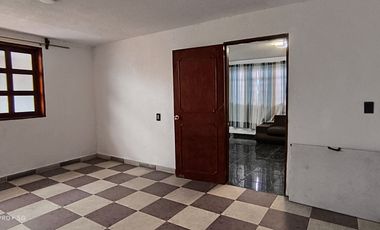 Casa en Venta iztacalco, CDMX –5 recamaras, 3 baños.