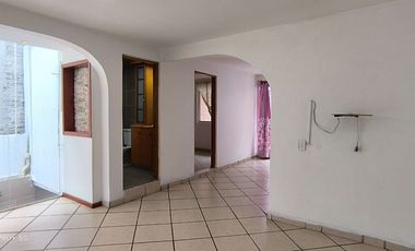 Casa en Venta iztacalco, CDMX –5 recamaras, 3 baños.