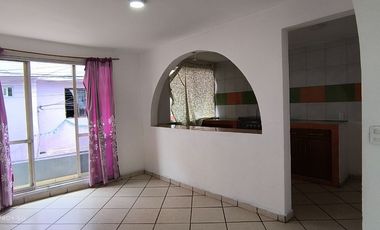 Casa en Venta iztacalco, CDMX –5 recamaras, 3 baños.